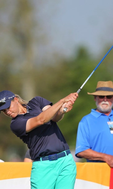 Kirk reaches 20 under, takes 4-shot lead in Wisconsin (Jul 8, 2017)